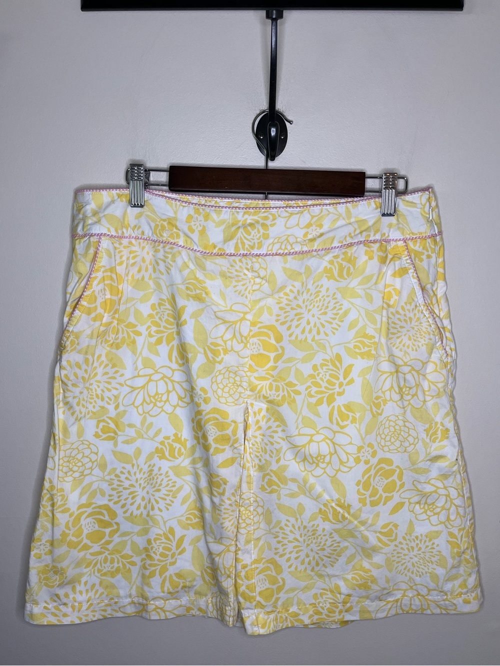 L.L. Bean Women's Skirt Size 14 Yellow Floral Pink Trim 100% Cotton Cottagecore